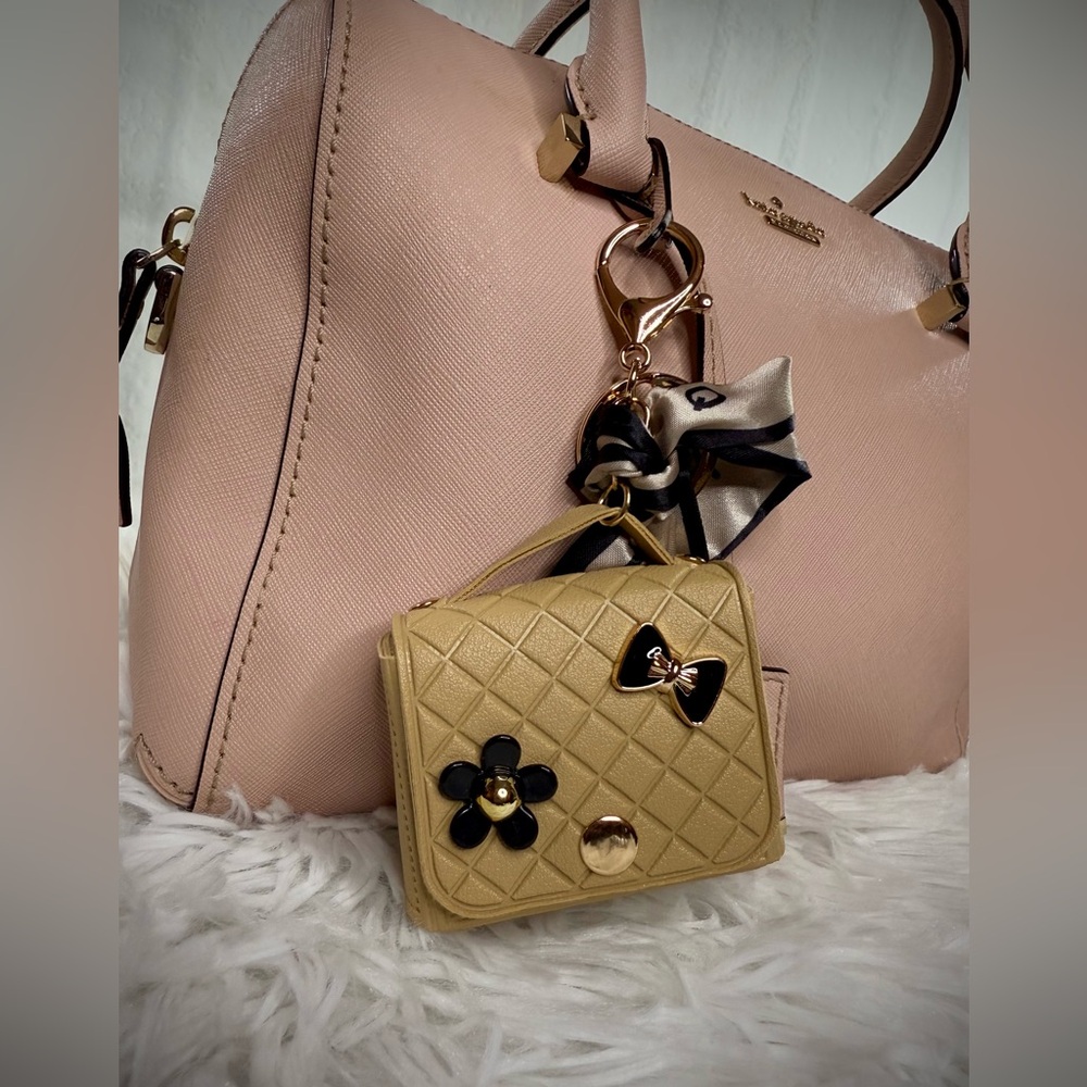AirPod Lux Purse Bag Charm/ Keychain - Picture 8 of 14